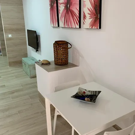 Loft A 3 Minutos De La Estacion Central De Bus Y Tren Malaga Exterior photo